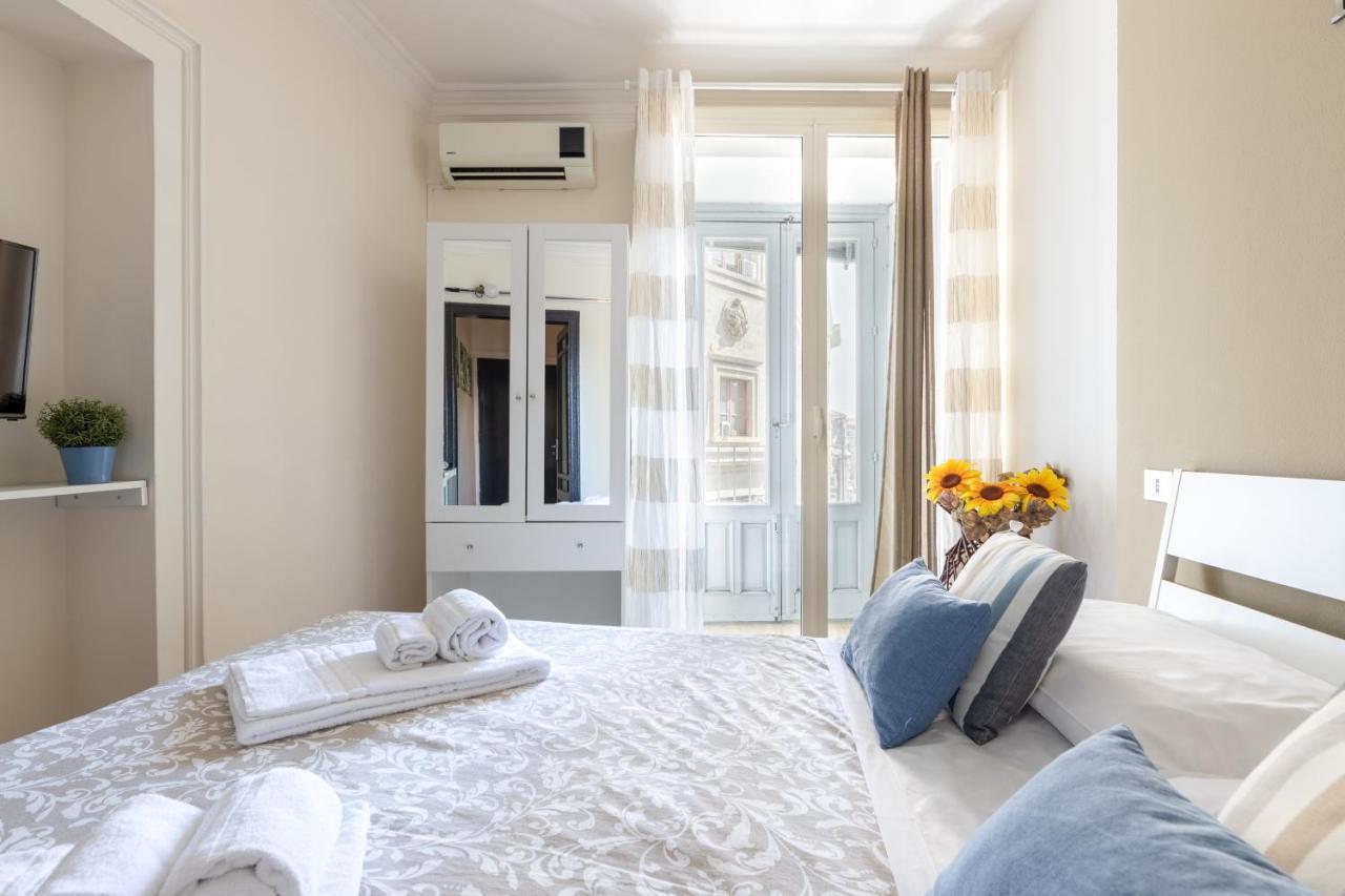 דירות קטאניה La Casa Di Carta In Piazza Stesicoro מראה חיצוני תמונה
