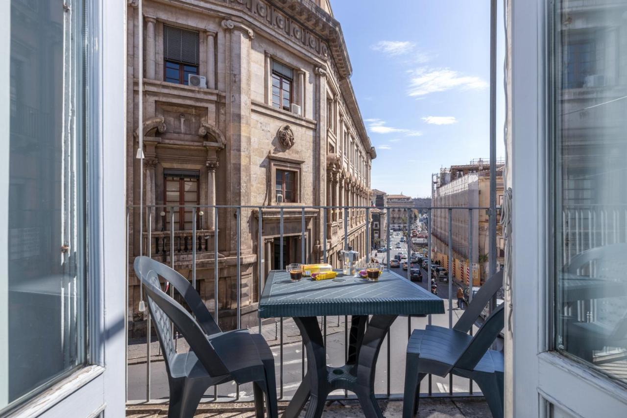 דירות קטאניה La Casa Di Carta In Piazza Stesicoro מראה חיצוני תמונה