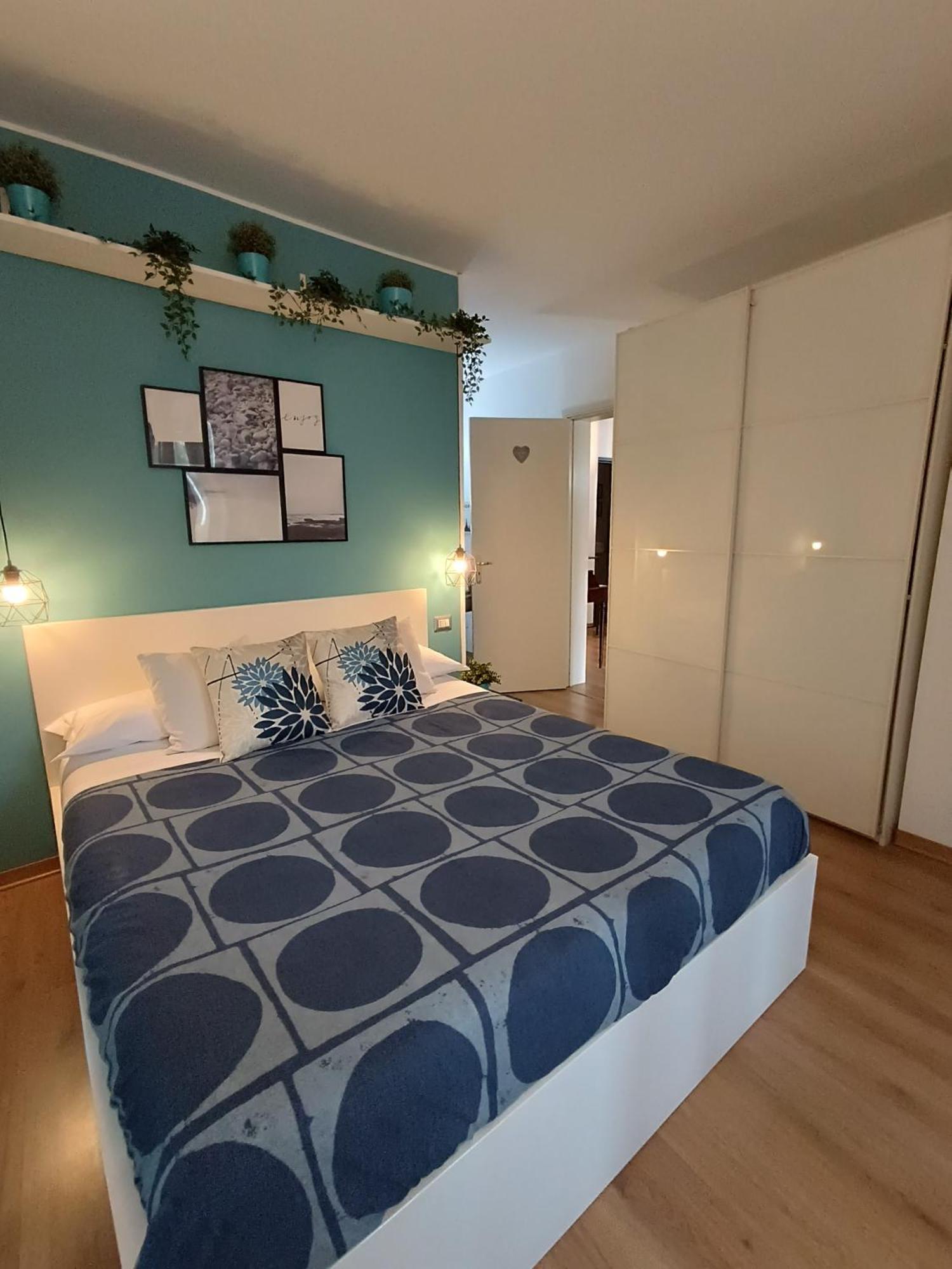 דירות קטאניה La Casa Di Carta In Piazza Stesicoro מראה חיצוני תמונה