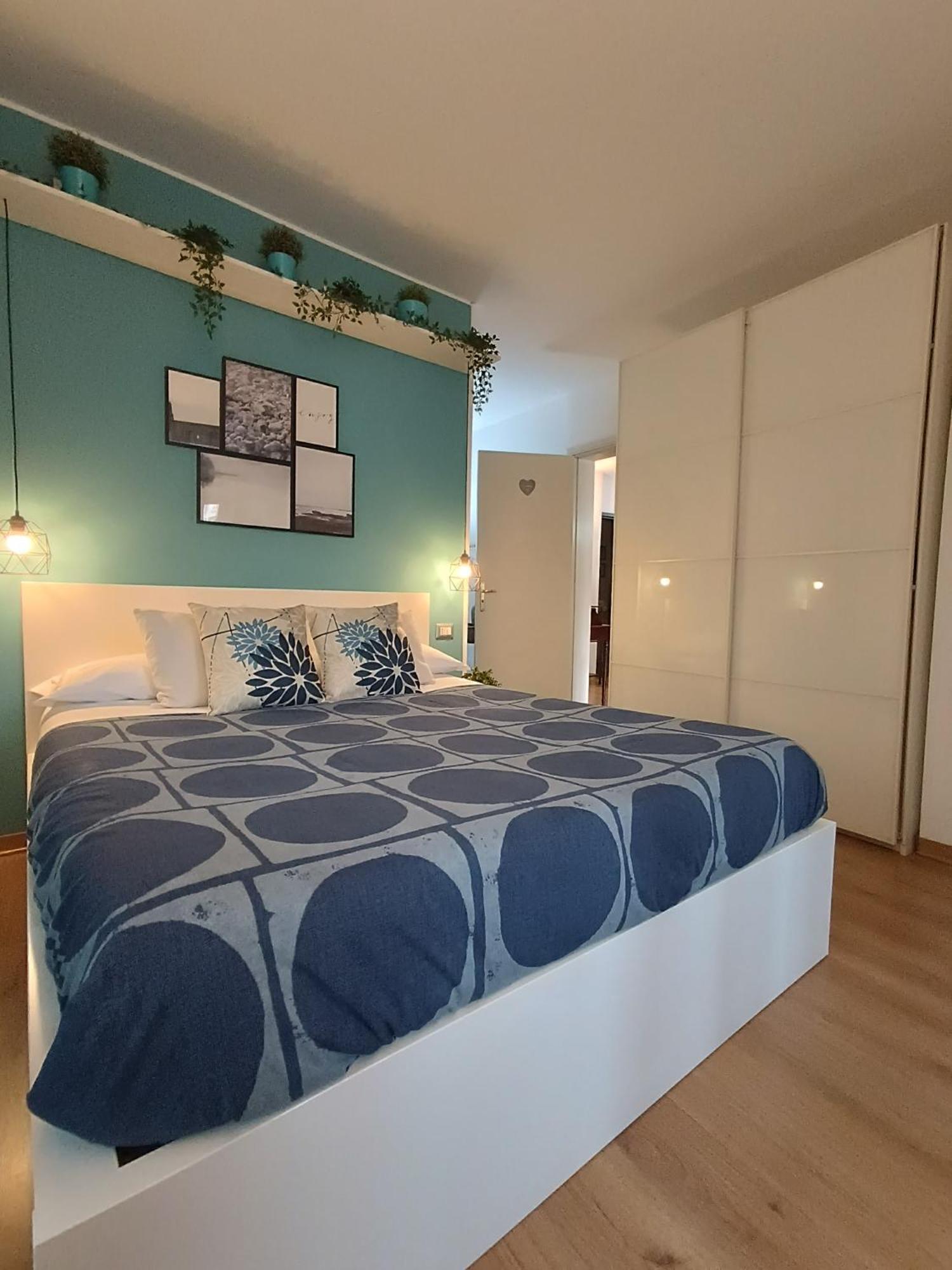 דירות קטאניה La Casa Di Carta In Piazza Stesicoro מראה חיצוני תמונה